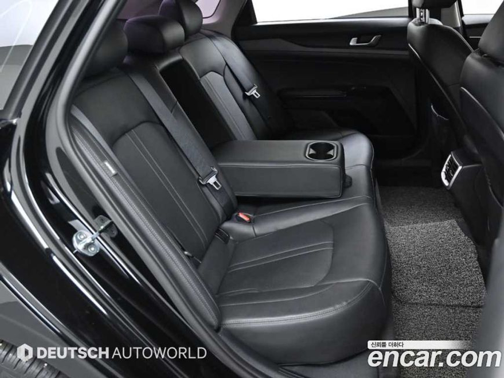 Kia K5 (Optima) 3 Generation 2.0 (05.2020)