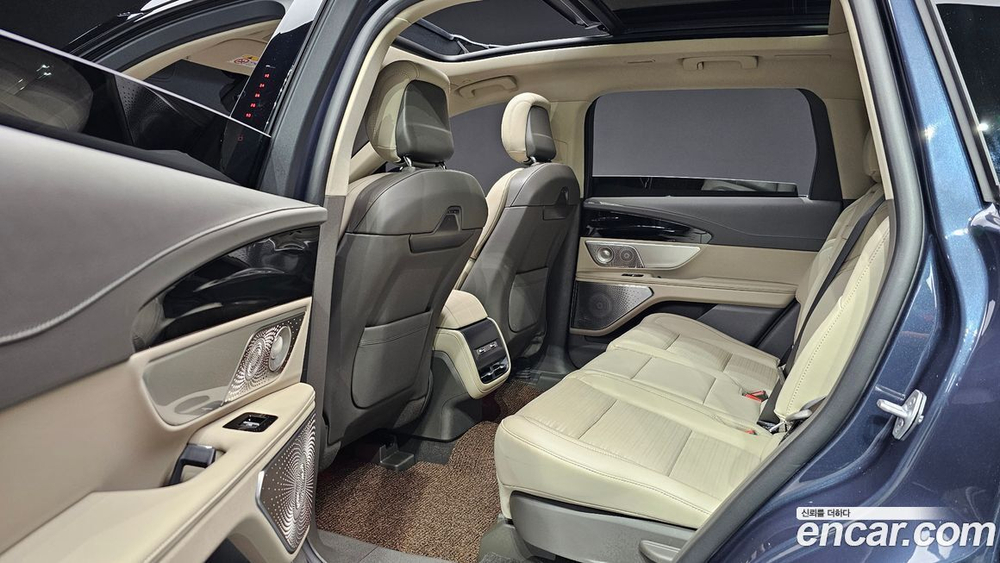 Lincoln Nautilus 2 Generation 2.0 Reserve AWD (12.2023)