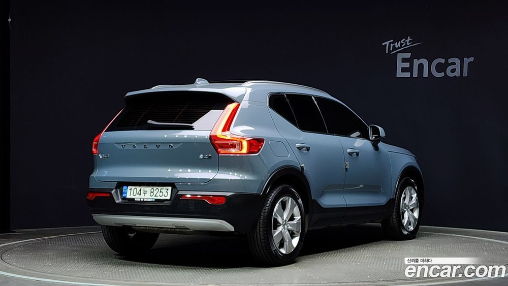 Volvo XC40 B4 Momentum (11.2020)