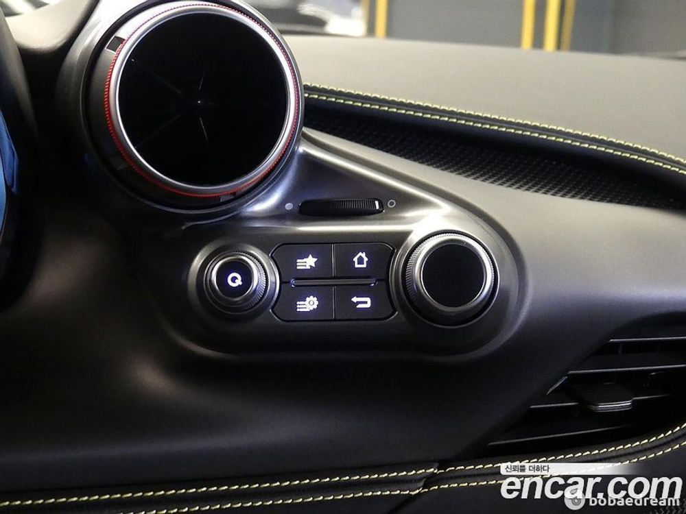Ferrari F8 Tribute 3.9 V8 (12.2020)