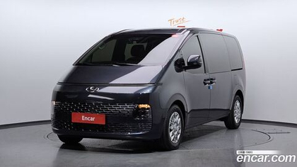 Hyundai Staria Cargo 5-и местный (01.2022)