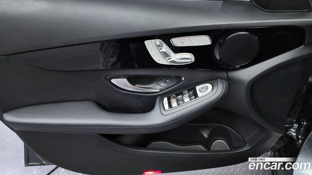 Mercedes-Benz C-Class W205 C200 (10.2019)