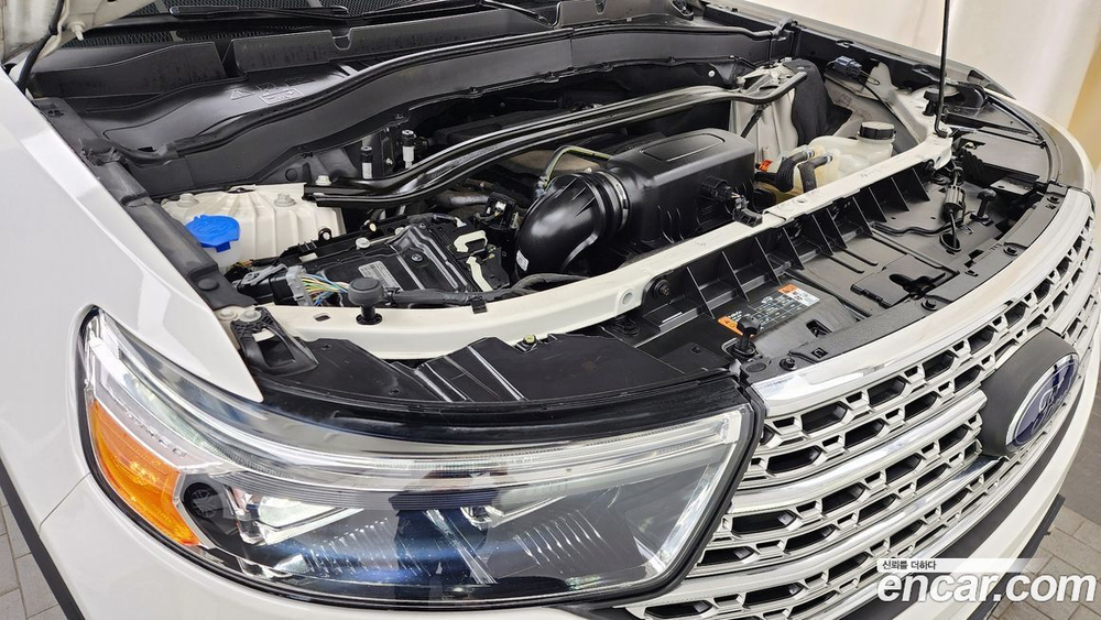 Ford Explorer 6 Generation 2.3 Limited 4WD (05.2020)