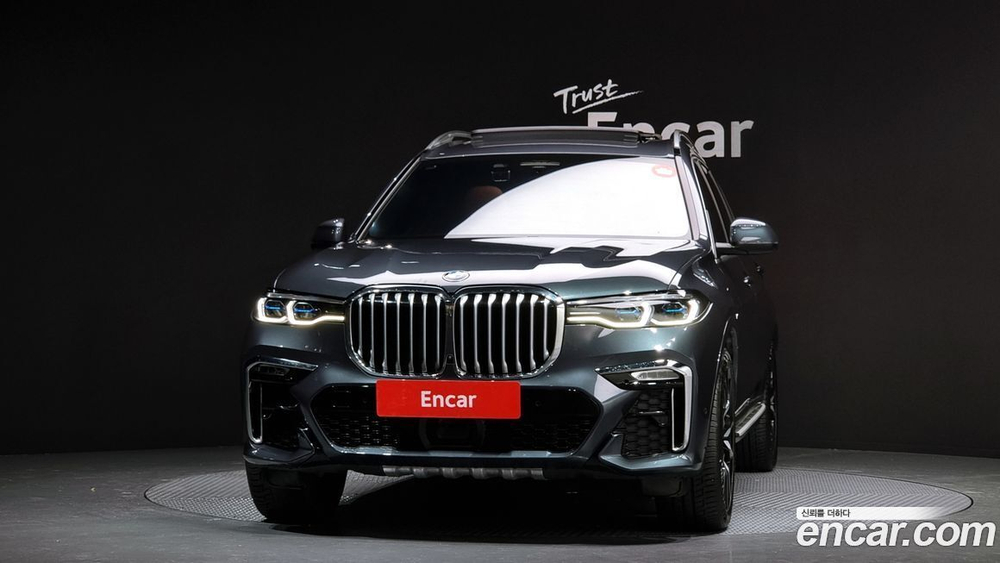 BMW X7 (G07) xDrive 40i M Sports 6-и местный (04.2022)