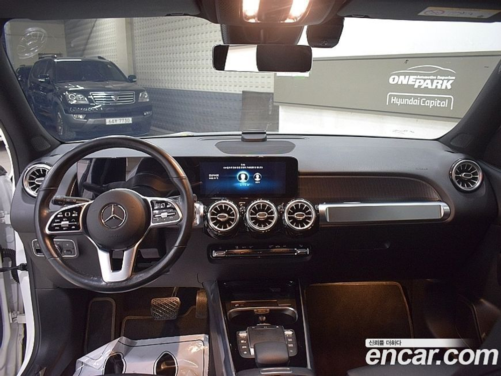 Mercedes-Benz GLB-Class X247 GLB220 (02.2021)