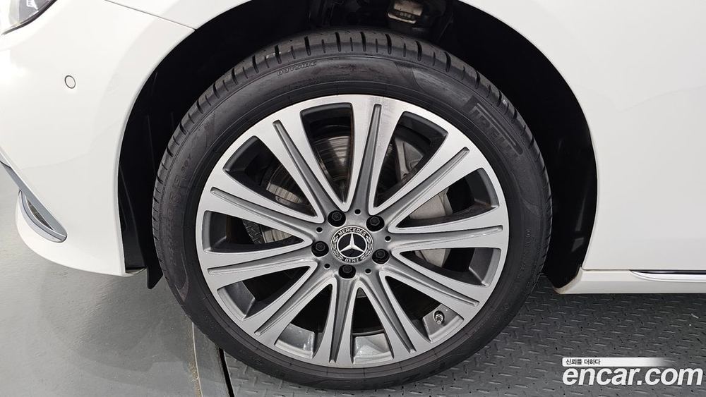 Mercedes-Benz E-Class W213 E350 4MATIC Exclusive (02.2023)