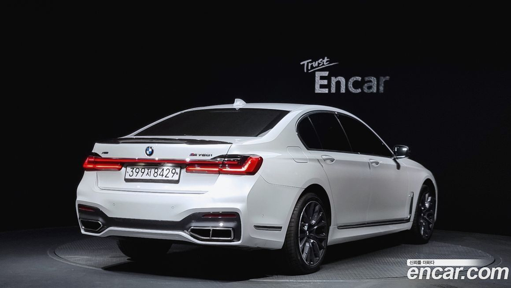 BMW 7 Series (G11) 730d xDrive M Sports (12.2019)