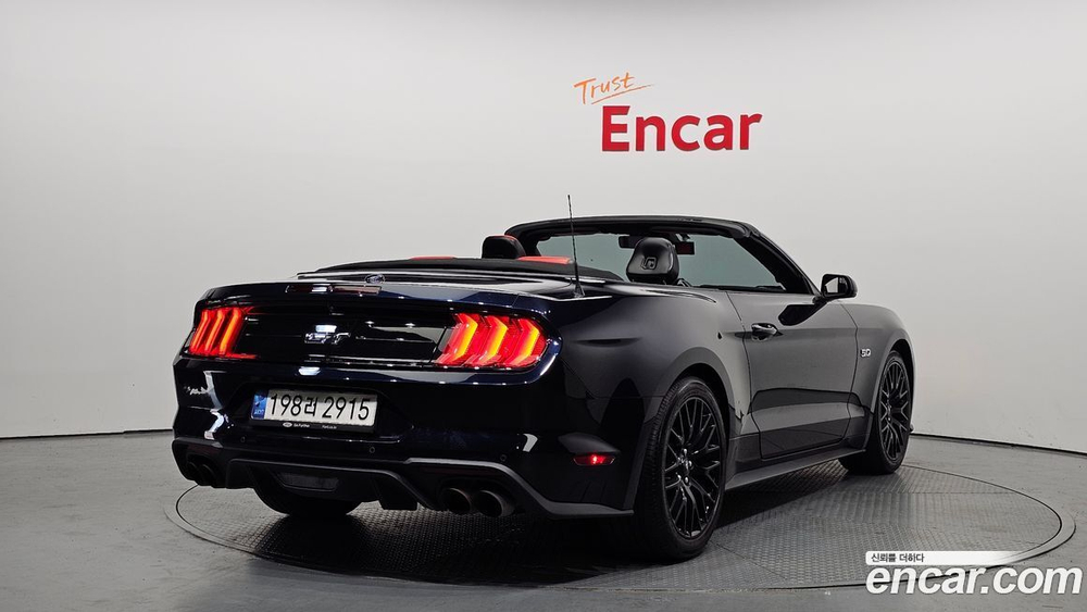 Ford Mustang GT Convertible (05.2021)