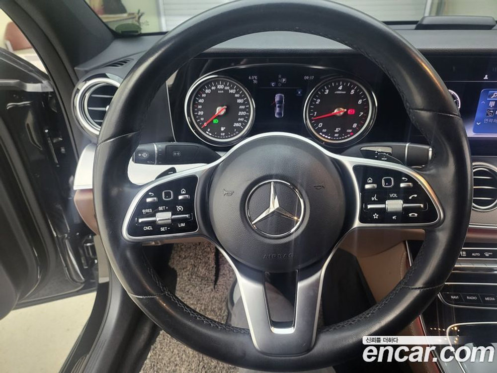 Mercedes-Benz E-Class W213 E300 Avangarde (08.2019)