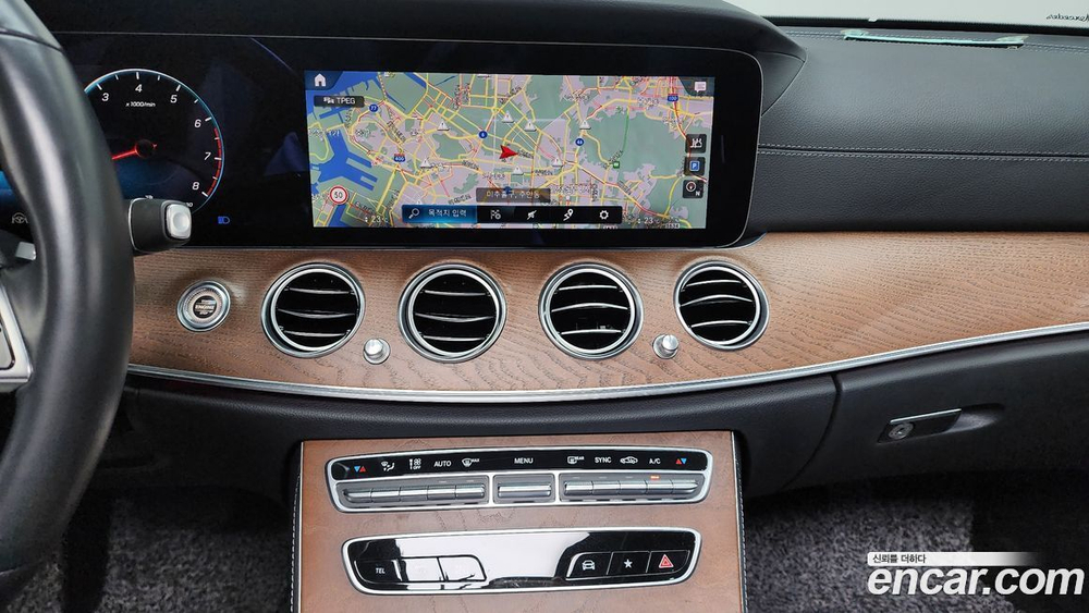 Mercedes-Benz E-Class W213 E250 Exclusive (08.2021)