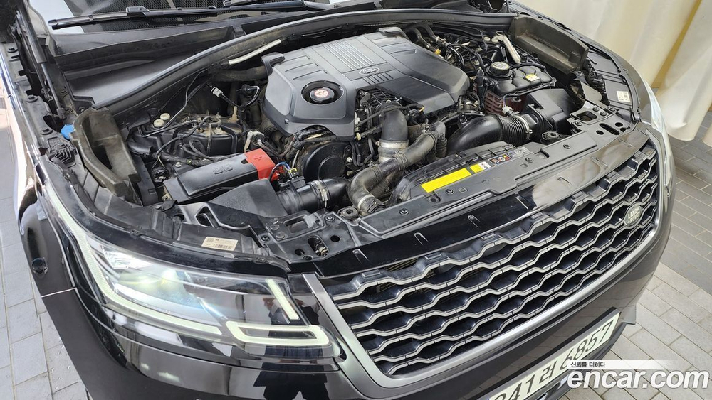 Land Rover Range Rover Bella 3.0 D300 R-Dynamic HSE (08.2019)