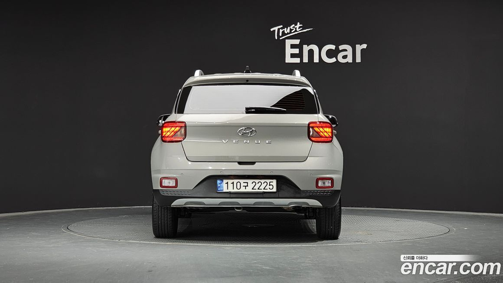 Hyundai Venue 1.6 Fluxe (10.2020)