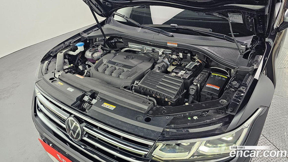 Volkswagen Tiguan Allspace 2.0 TSI Prestige (08.2023)