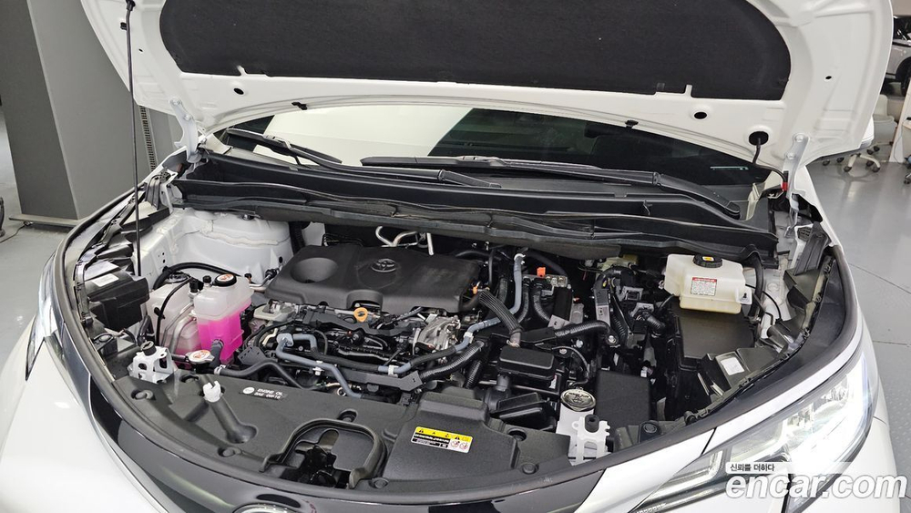Toyota Sienna 4 Generation 2.5 Hybrid 2WD (05.2021)