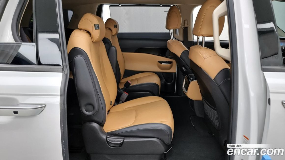 Kia Carnival (Sedona) 4 Generation 9-и местный Noblesse (03.2021)