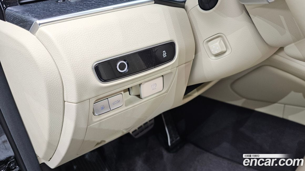 Kia The New K9 (Quoris/K900) 2 Generation 3.8 GDI AWD (11.2022)