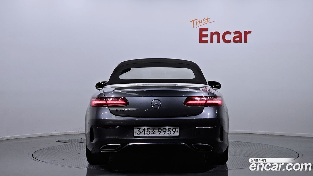 Mercedes-Benz E-Class W213 E220d Cabriolet (12.2019)