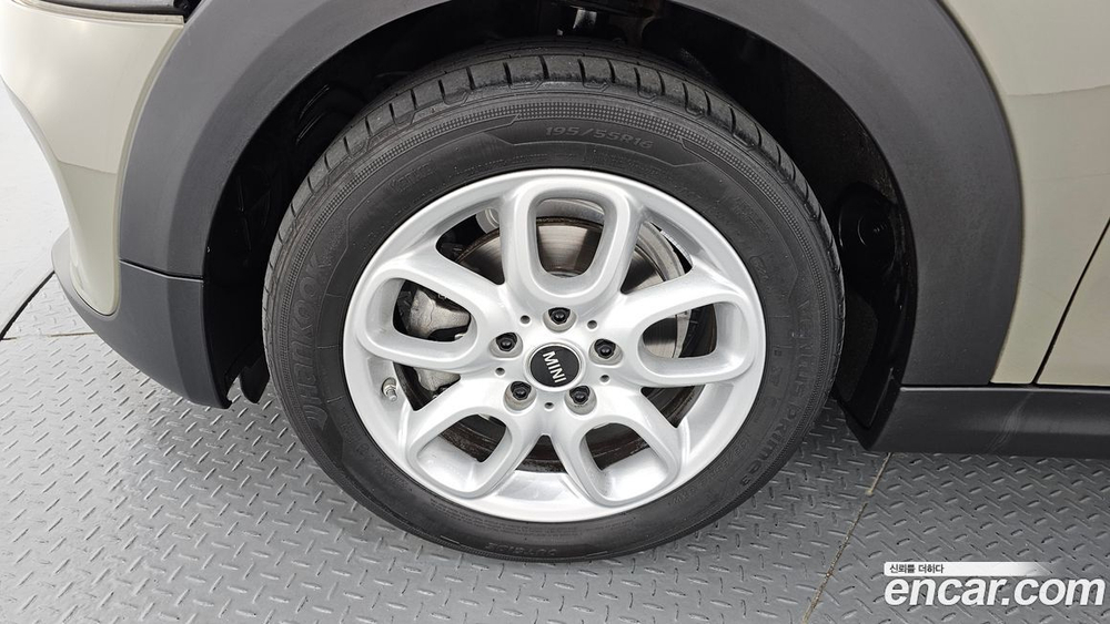 Mini Cooper HIGH (10.2020)