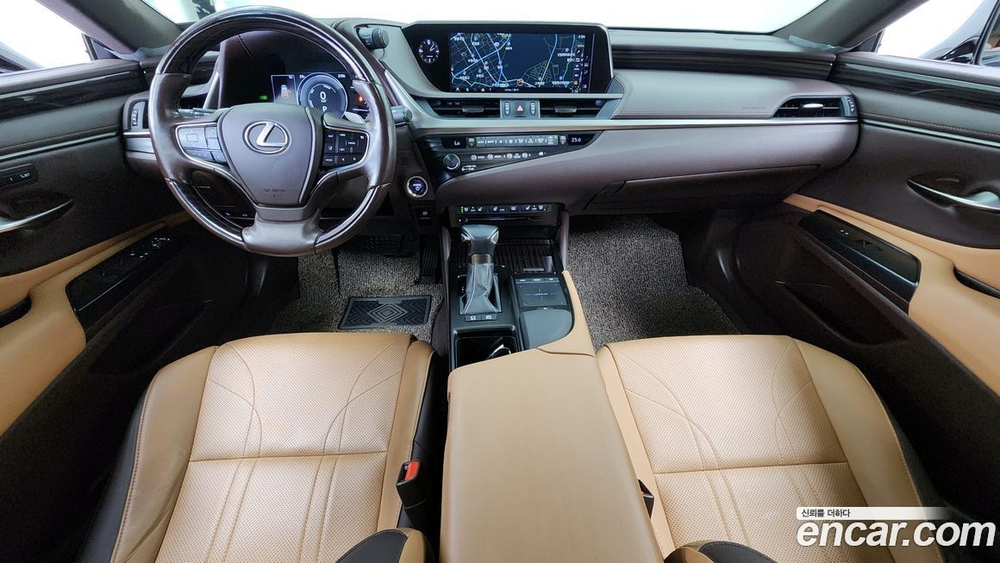 Lexus ES300h 7 Generation Luxury (02.2020)