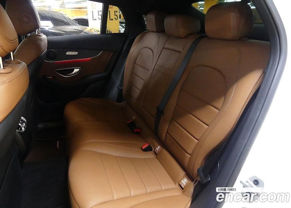 Mercedes-Benz GLC-Class X253 GLC300e 4MATIC Coupe (04.2023)