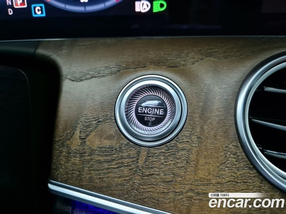 Mercedes-Benz E-Class W213 E220d 4MATIC Exclusive (09.2021)