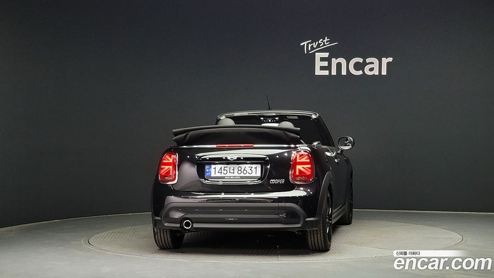 Mini Cooper Convertible Classic (02.2024)