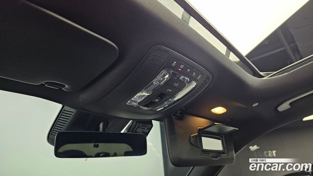 Mercedes-Benz GLB-Class X247 GLB200 d (08.2021)