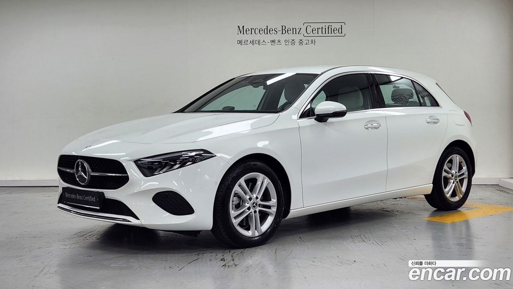 Mercedes-Benz A-Class W177 A220 Hatchback (02.2024)