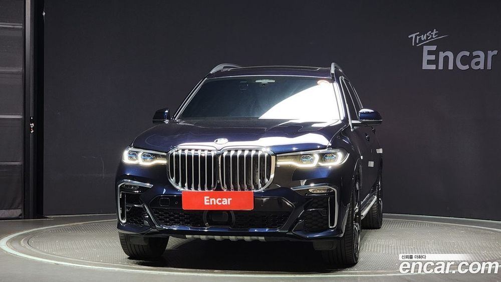 BMW X7 (G07) xDrive 40d M Sports 6-и местный (07.2022)