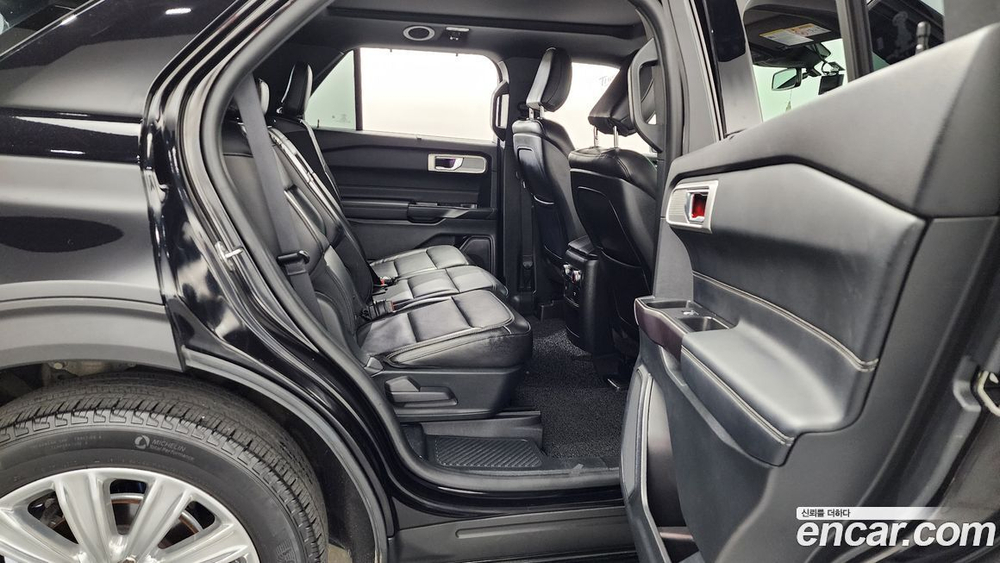 Ford Explorer 6 Generation 2.3 Limited 4WD (03.2020)