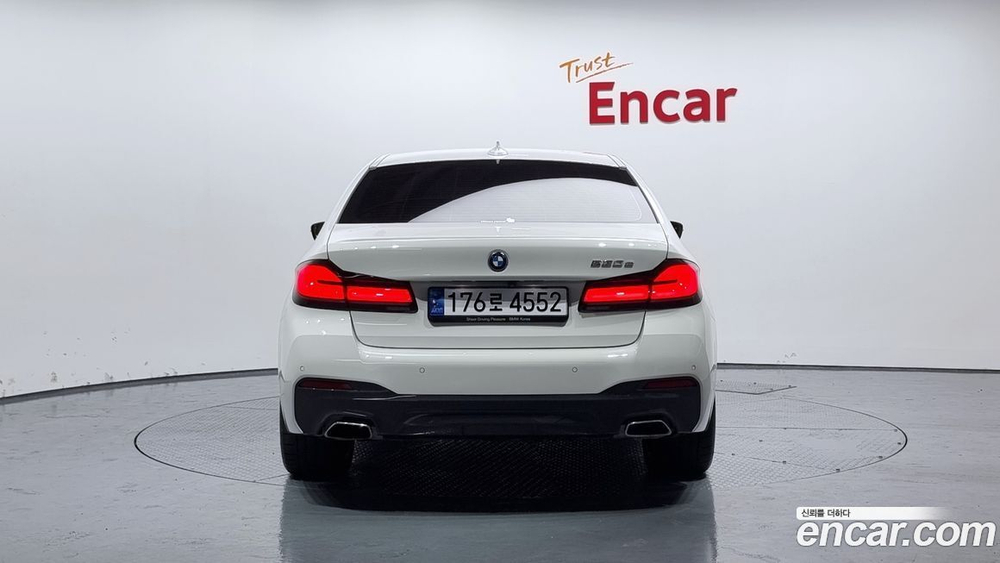 BMW 5 Series (G30) 530e M Sports (06.2023)
