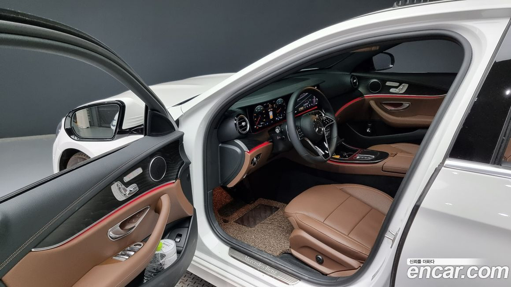 Mercedes-Benz E-Class W213 E250 AMG Line (08.2023)