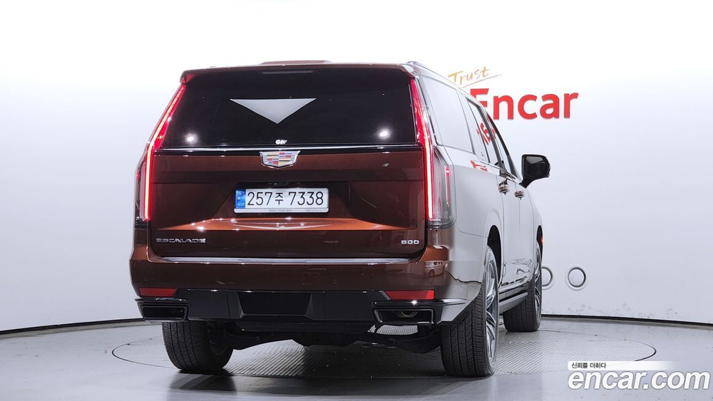 Cadillac Escalade 5 Generation 6.2 ESV (05.2022)
