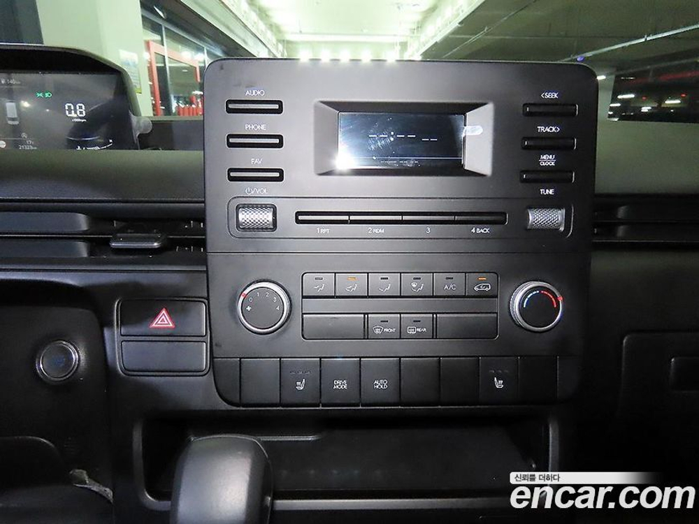Hyundai Staria Cargo 3-х местный (01.2023)