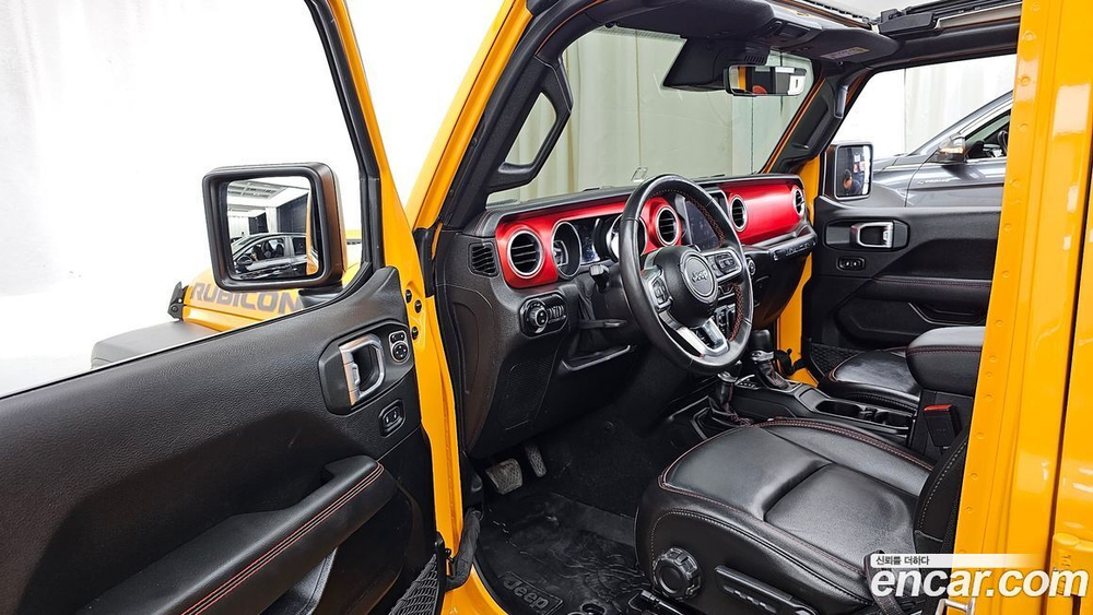 Jeep Wrangler (JL) 2.0 Rubicon Power Top 4 двери 나초에디션 (07.2021)