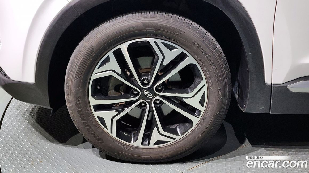 Hyundai Santa Fe TM Дизель 2.2 2WD (04.2020)