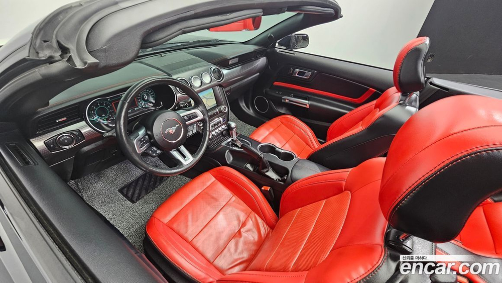 Ford Mustang GT Convertible (05.2021)