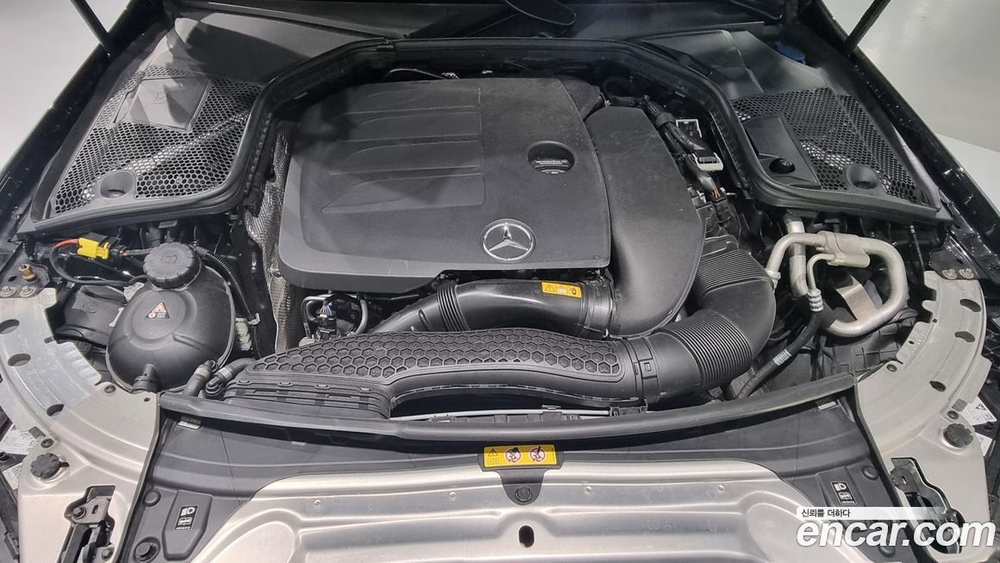 Mercedes-Benz C-Class W205 C200 Coupe (10.2022)
