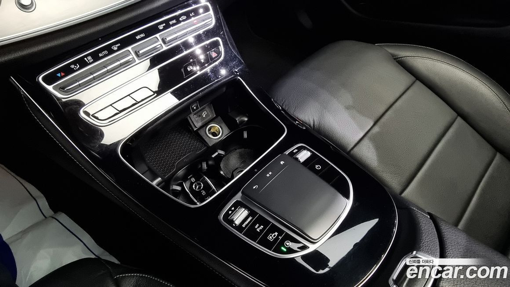 Mercedes-Benz E-Class W213 E250 Avangarde (12.2020)