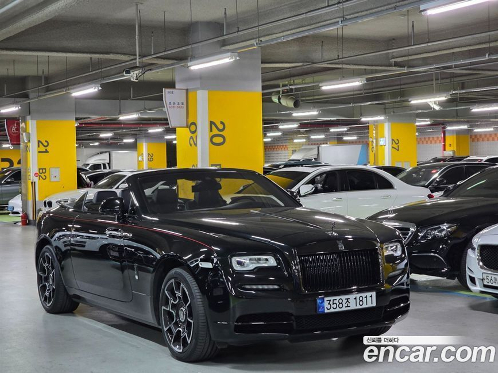 Rolls-Royce Dawn 6.6 V12 Черный Badge (06.2020)