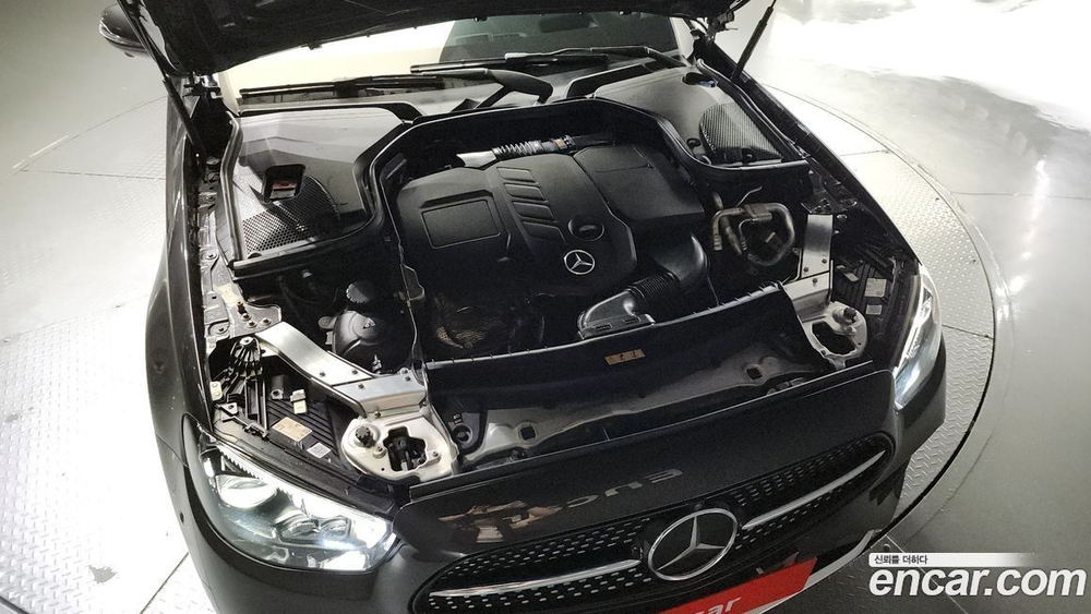 Mercedes-Benz E-Class W213 E220d 4MATIC AMG Line (12.2020)