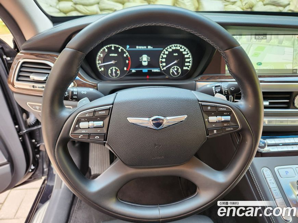 Genesis G90 3.8 AWD (05.2021)