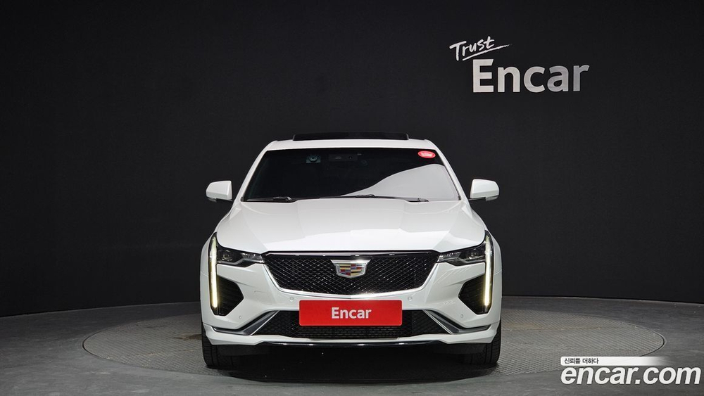 Cadillac CT4 2.0 Sports (12.2020)