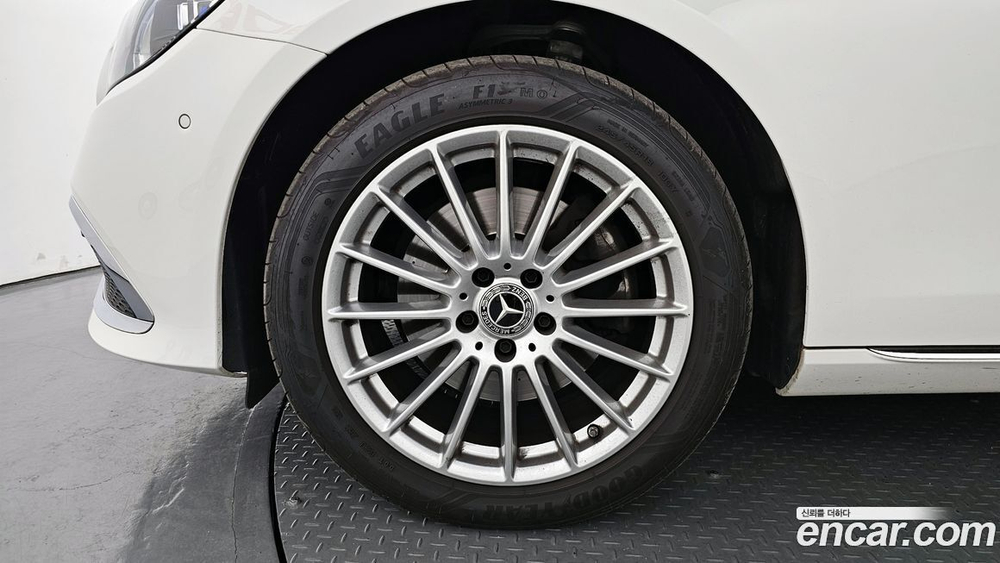 Mercedes-Benz E-Class W213 E250 Exclusive (08.2021)