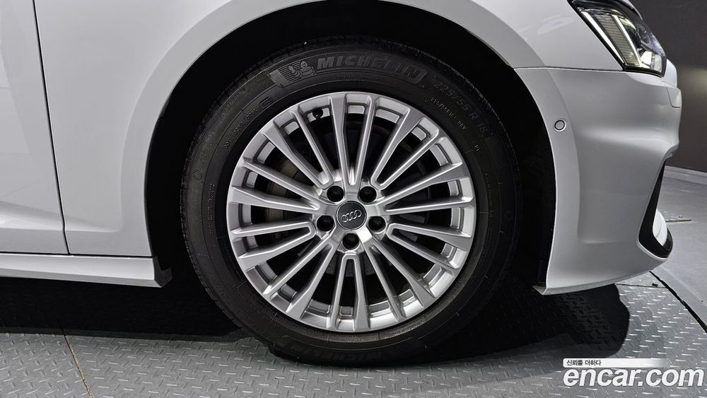 Audi A6 (C8) 45 TFSI Quattro Premium (04.2020)