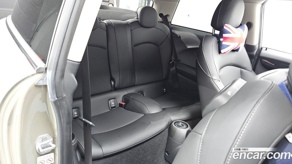 Mini Cooper HIGH (10.2020)