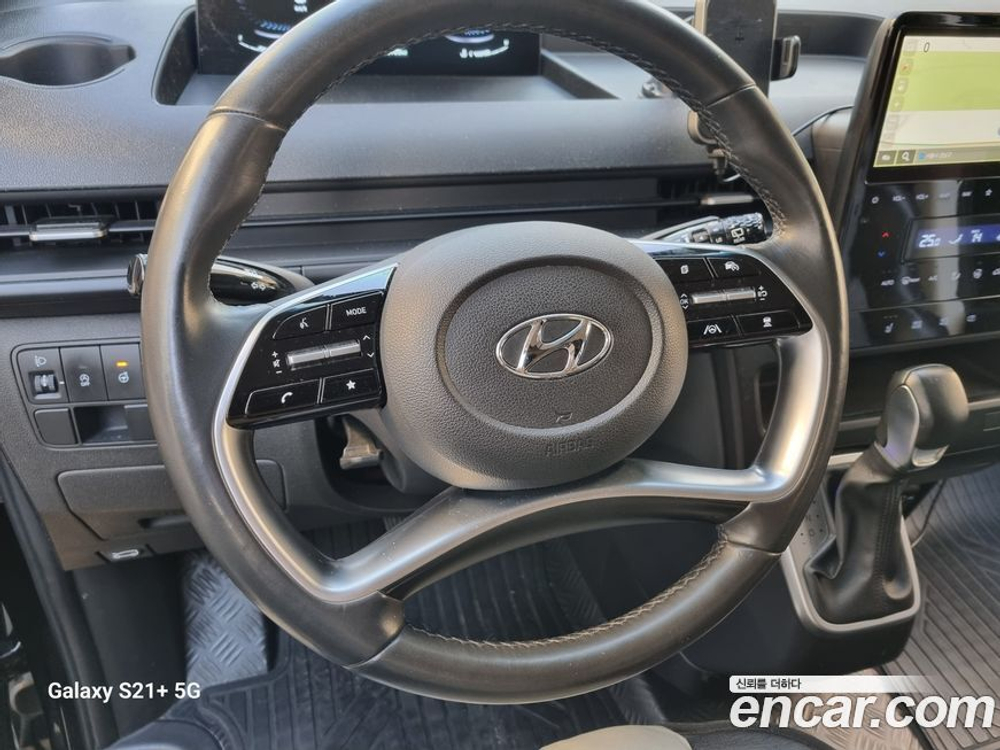 Hyundai Staria Cargo 3-х местный (06.2021)