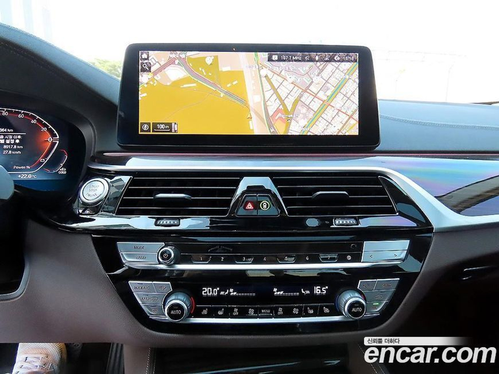 BMW 5 Series (G30) 523d Luxury (12.2022)