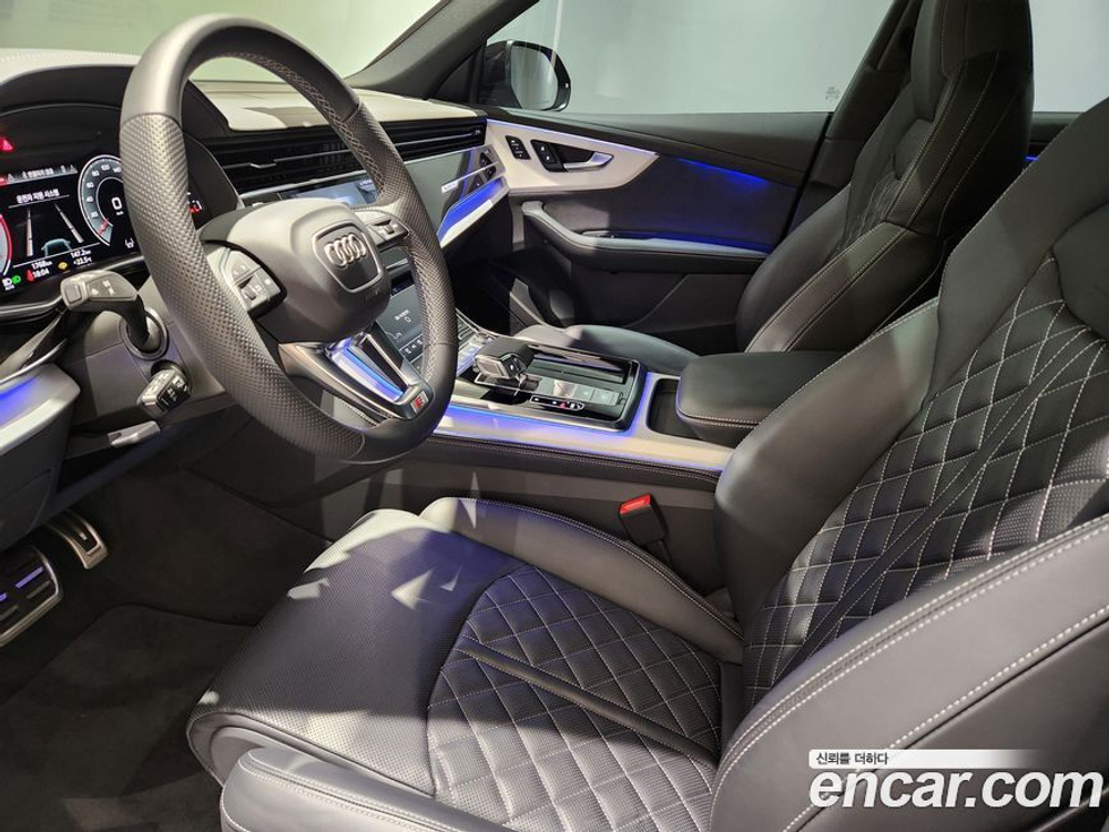 Audi Q8 55 TFSI Quattro Premium (03.2023)