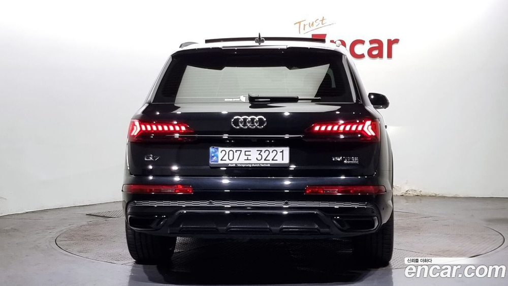 Audi Q7 (4M) 55 TFSI Quattro Premium (08.2022)